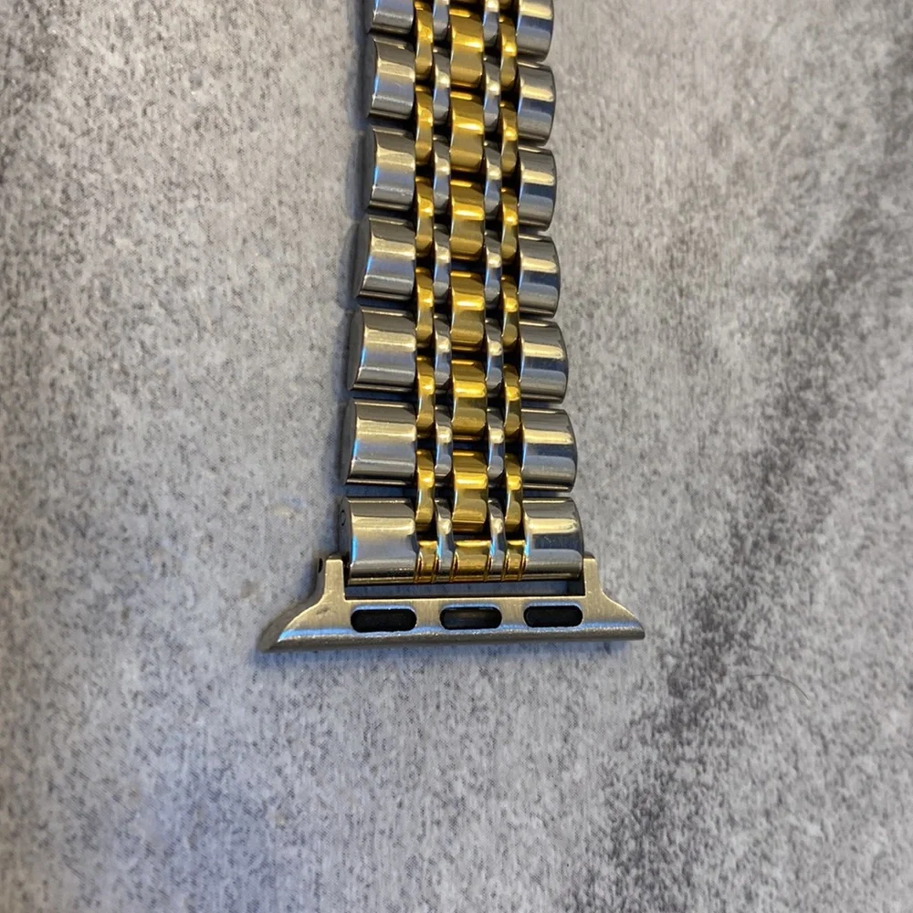 Apple Watch Band Stainless Steel 7. 1/4 inches